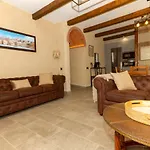 La Bretona Country house *