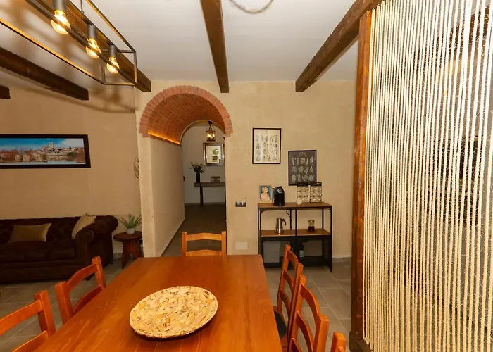 La Bretona منزل ريفي