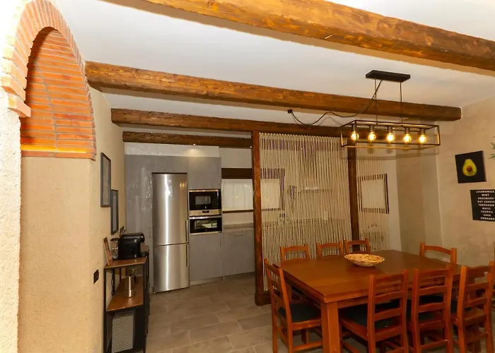 منزل ريفي La Bretona Muelas del Pan